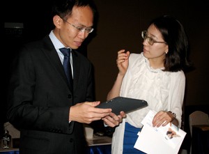 Meeting for business during Thursday’s franchise matching platform in Ho Chi Minh City (Photo: Tuong Thuy)