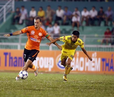 Chuyện “Tây” nhập tịch