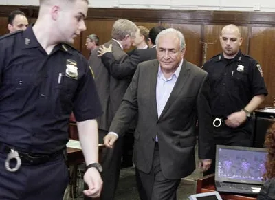 Cựu Tổng Giám đốc IMF được tại ngoại