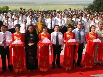 State President Nguyen Minh Triet and leaders at the ceremony (Source: VNA)