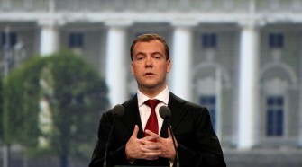 AFP - Russian President Dmitry Medvedev speaks at The International Economic Forum in St. Petersburg, on June 17, 2011.