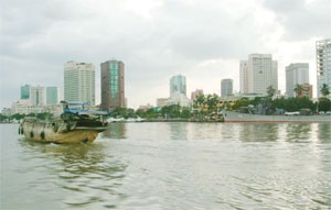 Ho Chi Minh City plans to give more green and public space to the western side of the Saigon River (Photo:Phan Hien)