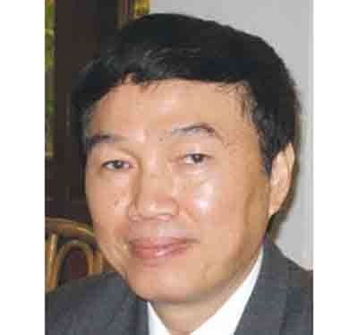 NIHE president Nguyen Tran Hien