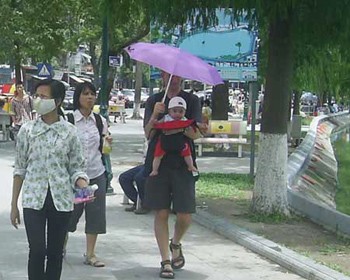 Hot weather to return in the next two days (Photo: Tuoi Tre)