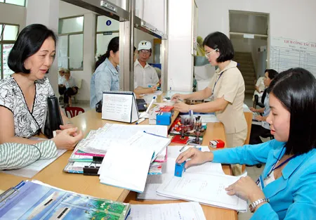 Thủ tục hành chính ở TPHCM ngày càng được cải thiện tạo thuận lợi cho người dân. Ảnh: VIỆT DŨNG