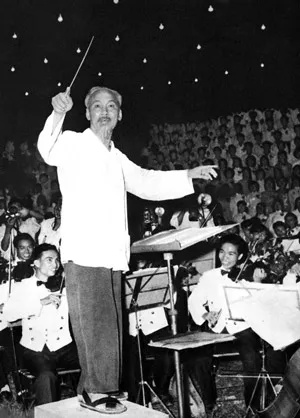 Triển lãm “Chủ tịch Hồ Chí Minh với con đường giải phóng dân tộc”