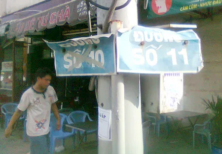 Cần thay biển tên đường