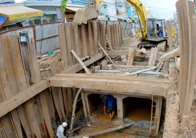 Chống ngập ở TPHCM - Quan tâm từ việc nhỏ