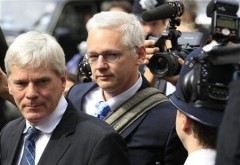 WikiLeaks founder Assange arrives at the High Court in London