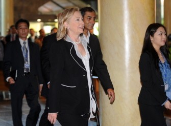 AFP - US Secretary of State Hillary Clinton arrives at the venue of the Association of Southeast Asian Nations (ASEAN) Ministerial Meeting in Nusa Dua on July 22, 2011
