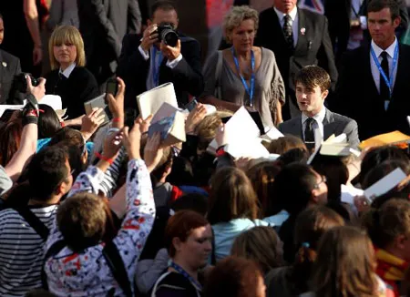 Ra mắt phim "Harry Potter và Bảo bối tử thần - phần 2" ảnh 5