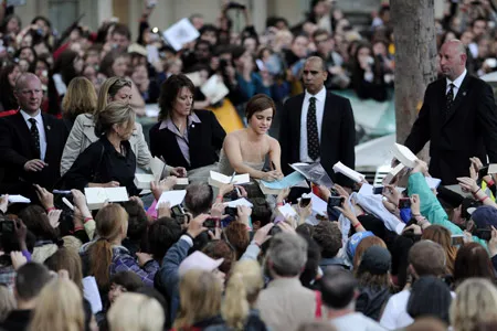 Ra mắt phim "Harry Potter và Bảo bối tử thần - phần 2" ảnh 4