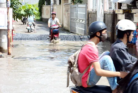 Cứ mưa là ngập kéo dài