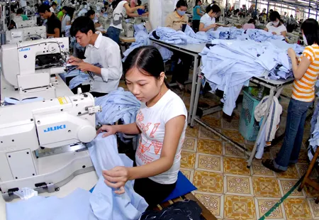Sản xuất dệt may - Nhiều khó khăn mới