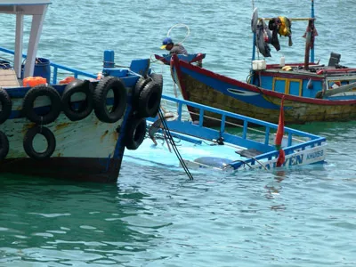 Nha Trang: Chìm tàu du lịch