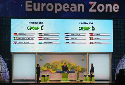 Đương kim vô địch Tây Ban Nha gặp Pháp ở vòng loại World Cup 2014