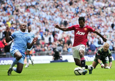 Thắng Man.City 3 - 2, Man.United đoạt Siêu Cúp nước Anh 2011 ảnh 3