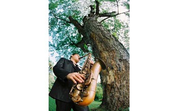 Saxophonists Tran Manh Tuan (Photo: Tuoitre)