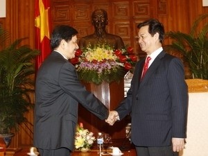 Prime Minister Nguyen Tan Dung receives Indonesian Ambassador to Vietnam Pitono Purnomo (Photo: VNA)