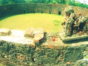 Tiger-fighting arena in Hue city, a unique architecture ảnh 1