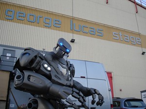 Titan the robot on September 22, 2010 outside the George Lucas Stage where the Star Wars films were made (Source: www.titantherobot.com)