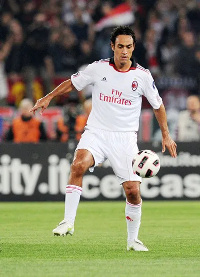 Nesta chưa có ý định giải nghệ