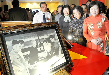 Triển lãm tranh cát “Đại tướng Võ Nguyên Giáp – Hào khí trăm năm”