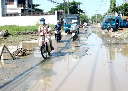 Ao... trên đường!