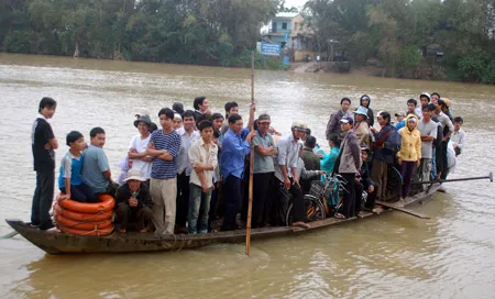 Quảng Nam: Đình chỉ 9 bến khách đường thủy nội địa