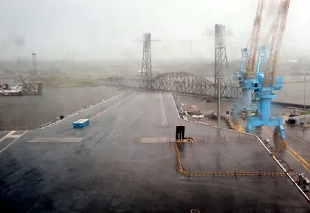 Bão Irene đổ bộ vào nước Mỹ, Tổng thống Obama tuyên bố tình trạng khẩn cấp tại 9 bang