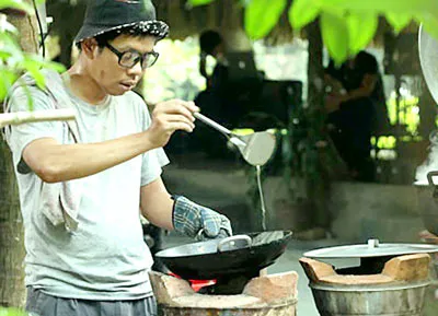 Long ruồi - Làm phim hài dễ ăn?