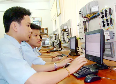 Dự thảo Luật Giáo dục đại học - Lại né cái cần nói