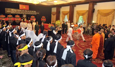 Lễ tang đồng chí Võ Chí Công tại Hội trường Thống nhất.
