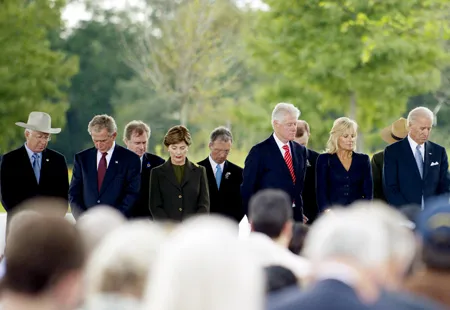 Nước Mỹ tưởng niệm các nạn nhân vụ khủng bố kinh hoàng 11-9