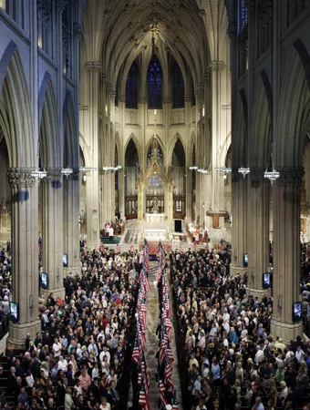 Nước Mỹ tưởng niệm các nạn nhân vụ khủng bố kinh hoàng 11-9 ảnh 8