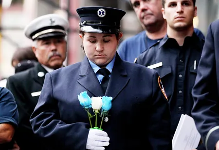 Tưởng niệm những nạn nhân của vụ khủng bố 11-9-2001