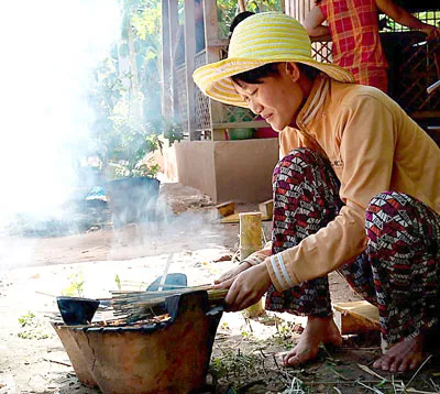 Hơ nóng để hoàn chỉnh nang.