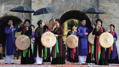 Nâng cao chất lượng lý luận và phê bình văn học, nghệ thuật