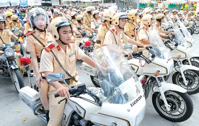 Tưng bừng Ngày hội An toàn giao thông năm 2011