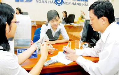 Tái cấu trúc để ổn định tài chính