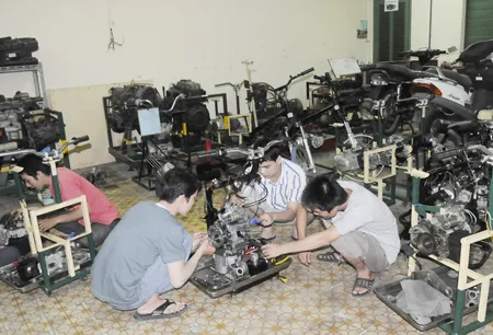 Đến năm 2020, tỷ lệ lao động qua đào tạo nghề và đại học khoảng 70%