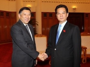 AFP - Vietnamese Prime Minister Nguyen Tan Dung (R) meets with Interpol President Khoo Boon Hui in Hanoi October 29, 2011 (Photo: Vietnam News Agency)