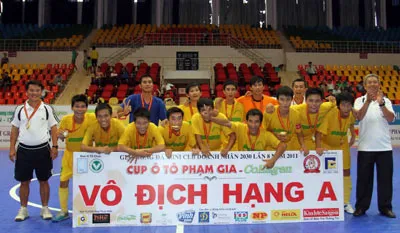 Đại học TDTT TPHCM vô địch