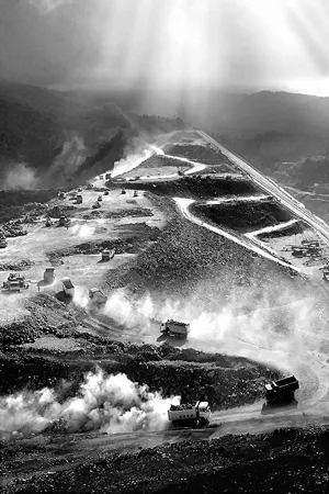 Thượng nguồn sông Chu. Ảnh: Lê Công Bình