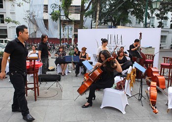 Rehearsing for the LUALA concert. (Photo: Organizer)
