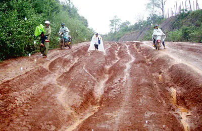 Tây Nguyên - Gian nan chuyện học