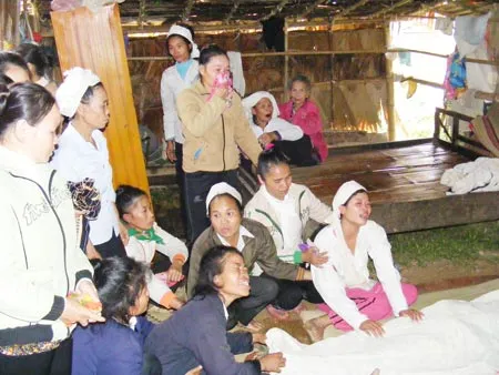 Người nhà các nạn nhân trong vụ tai nạn