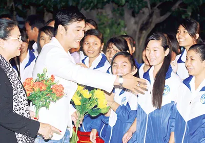 Khai mạc Liên hoan phim Việt Nam lần thứ 17: Nhiều xúc cảm