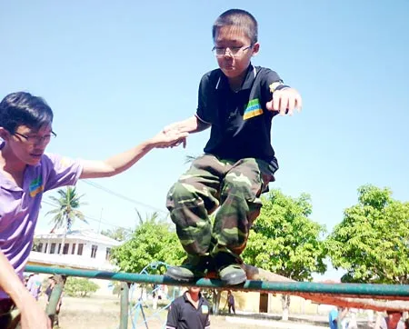 “Tự bơi” môn kỹ năng sống