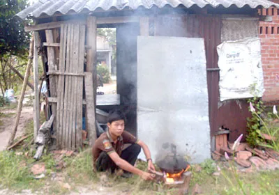 Xin giúp em Nguyễn Thanh Long